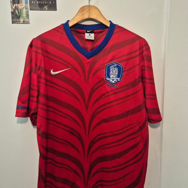 나이키 대한민국 축구 국가대표팀  유니폼 L
사이즈 