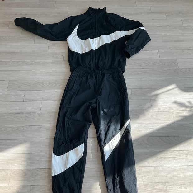 나이키 빅스우쉬 트레이닝 셋업 검/흰 S