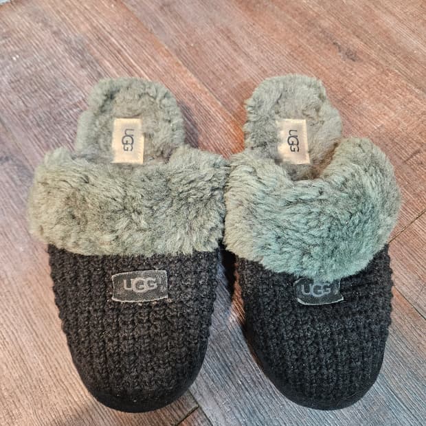 UGG어그 퍼 슬리퍼