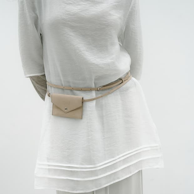 로우타이드 SUEDE LONG BELT BAG