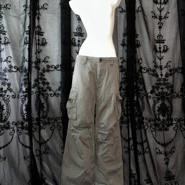 Brown khaki cargo pants