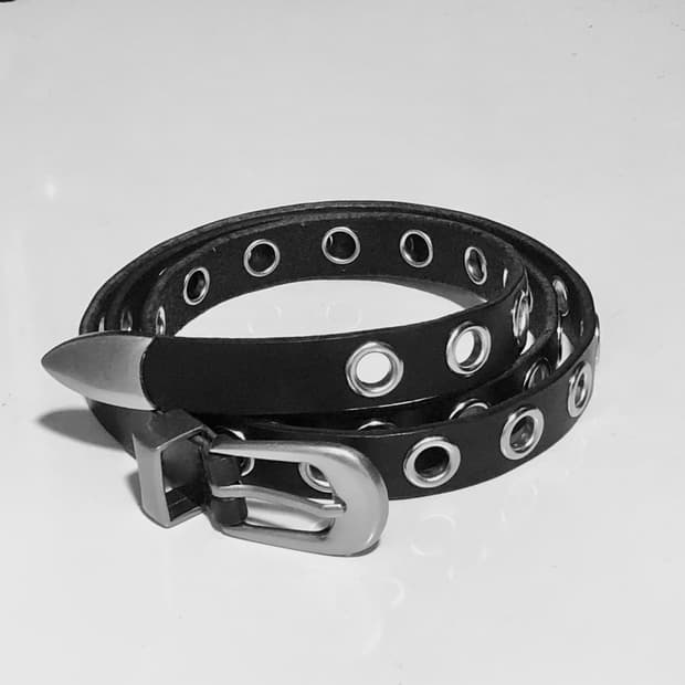 Eyelet leather belt