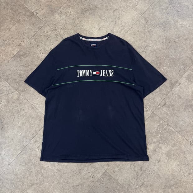 Tommy jeans 네이비 반팔티 #csz977