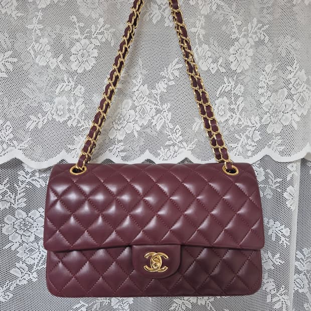 샤넬버건디크로스숄더백