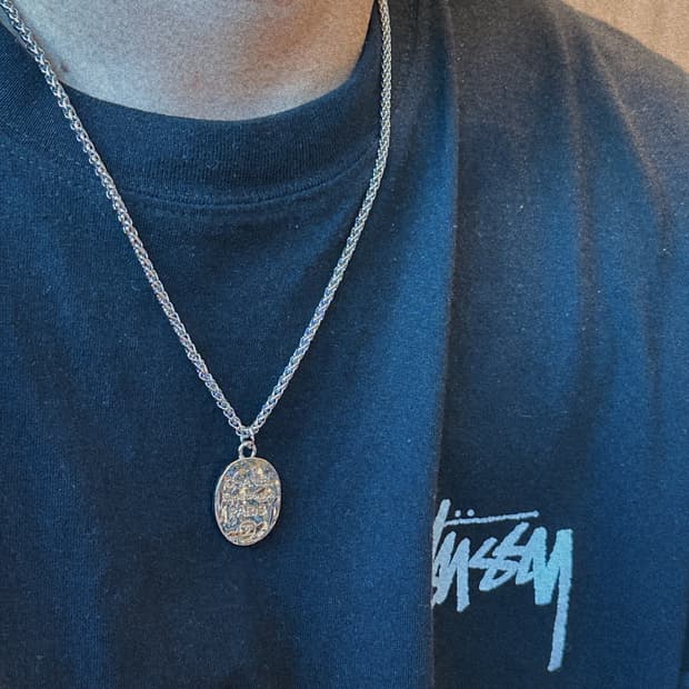 샤넬 코인 팬던트 남자 롱체인 목걸이