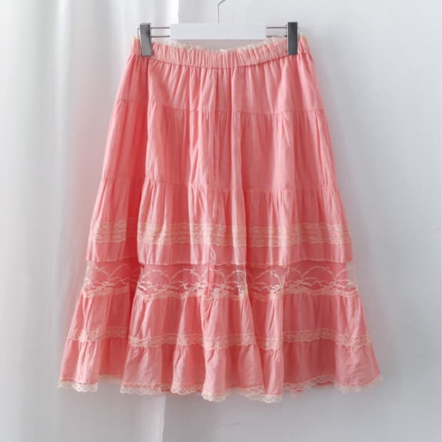 lace skirt