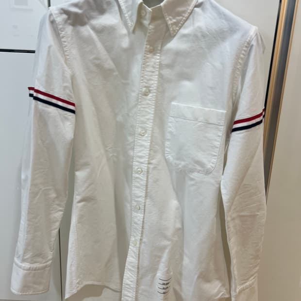 톰브라운 암밴드셔츠 2사이즈