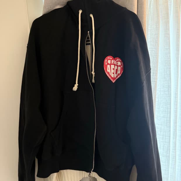 에이카 후드집업 