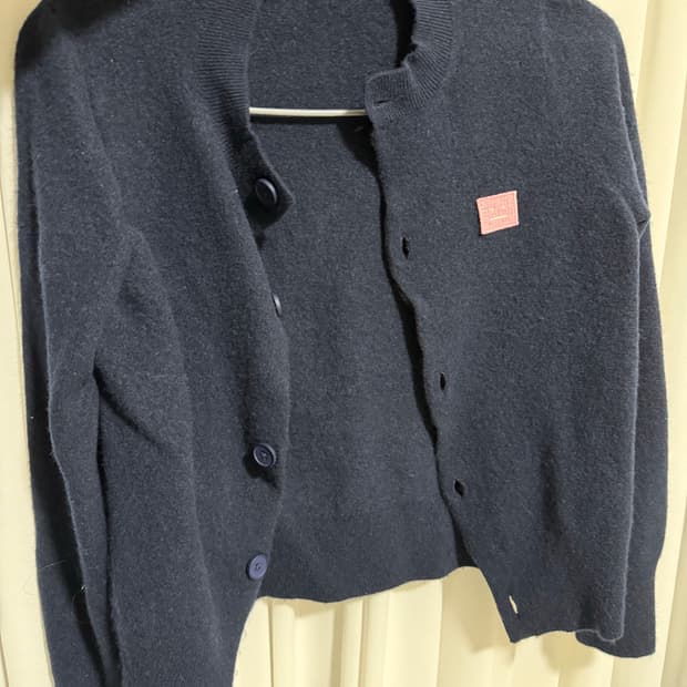 아크네스튜디오 네이비 가디건