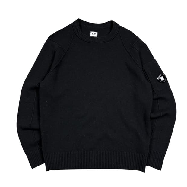 Cp컴퍼니 블랙컬러 니트