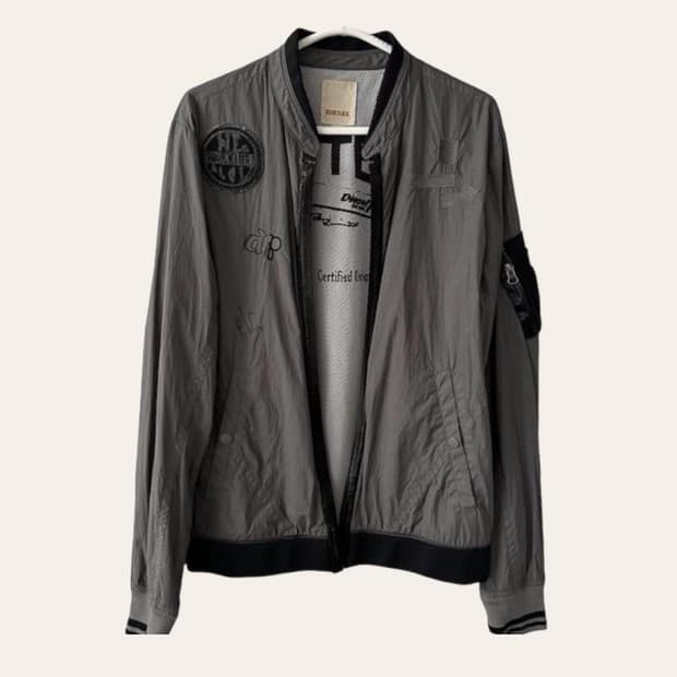 diesel artwork bomber