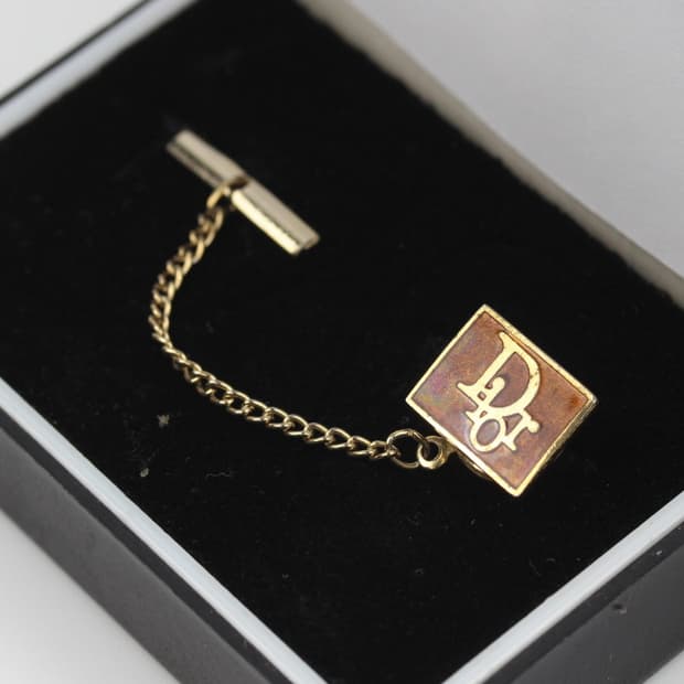 디올 A-등급 남자 명품 뱃지 핀 포인트 빈티지