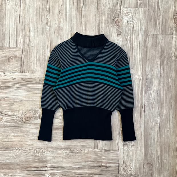 Karl Lagerfeld 홀터넥 스웨터