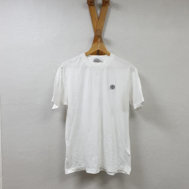 [L/100] 스톤아일랜드 화이트 반팔 티셔츠