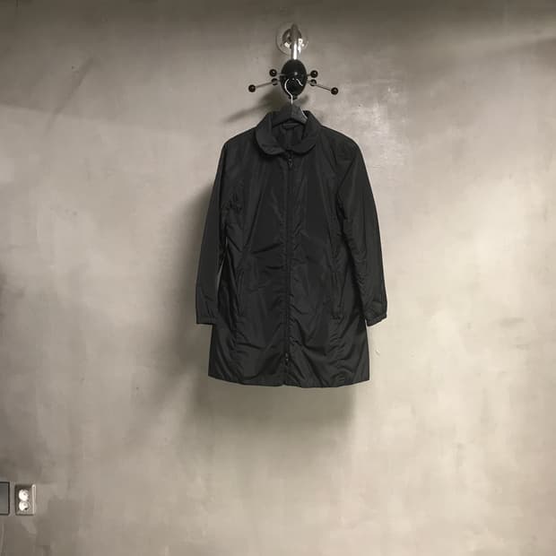 프라다 스포츠 블랙 코트 42(W)