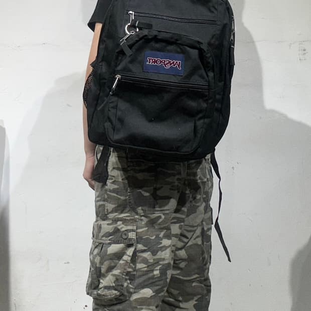 잔스포츠 블랙 백팩 가방