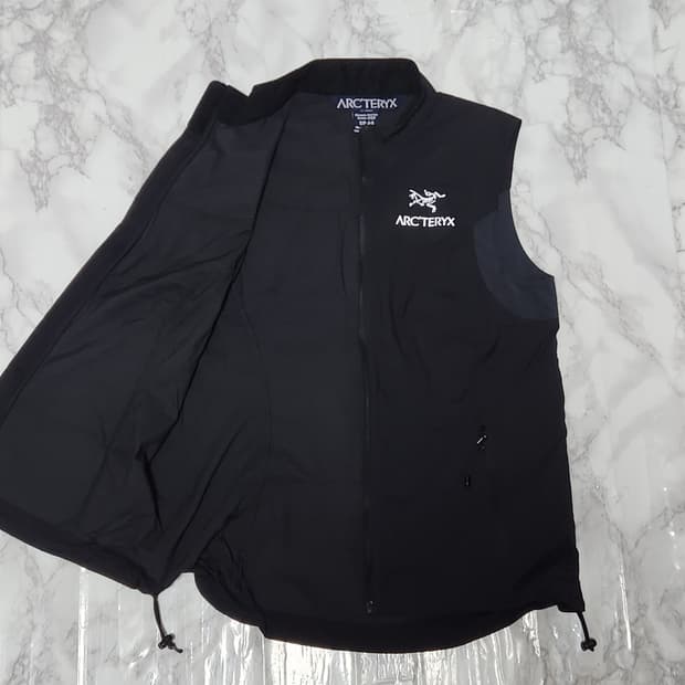 아크테릭스 바람막이 나일론 조끼 베스트 자켓