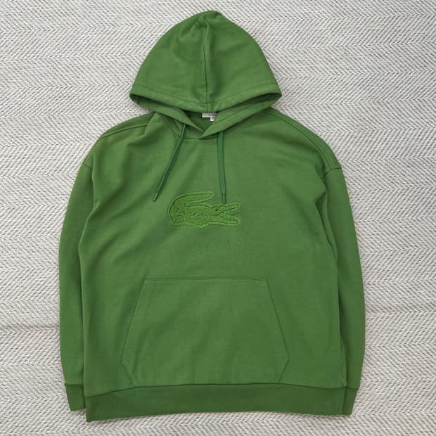 라코스테 로고 패치 후드티 r2831
