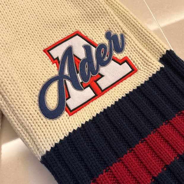 아더에러 머플러