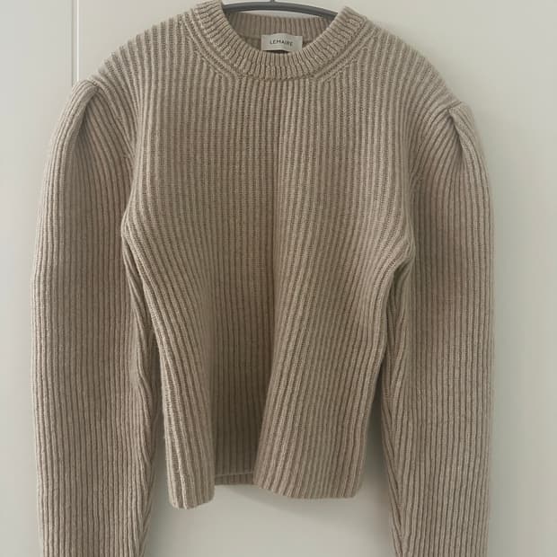 르메르 Lemaire 니트 오트밀 색상