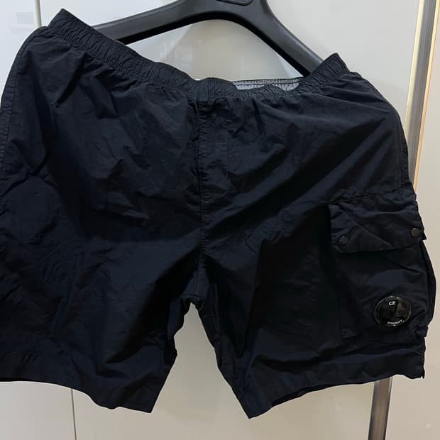24fw cp컴퍼니 나일론 반바지 48 