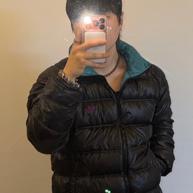 아디다스 00‘s 구스다운 패딩