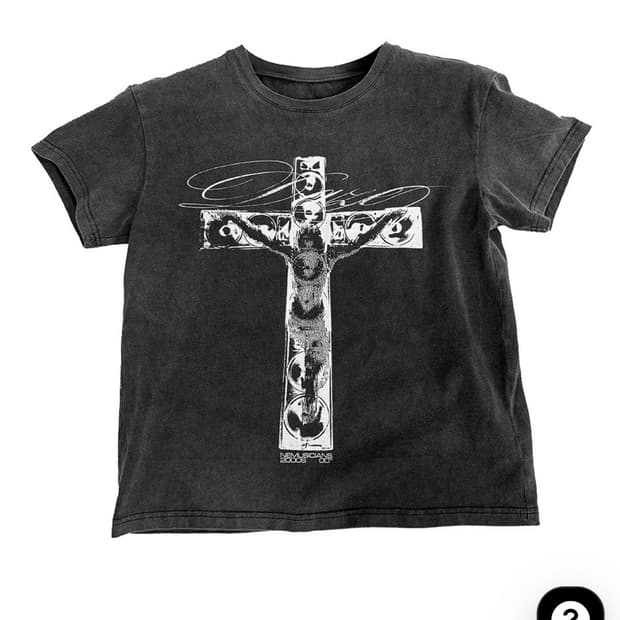 Rhythm Slave Cross Print T-Shirt 비엑세스 1