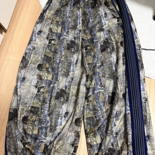 니들스 X LHP HD 트랙팬츠