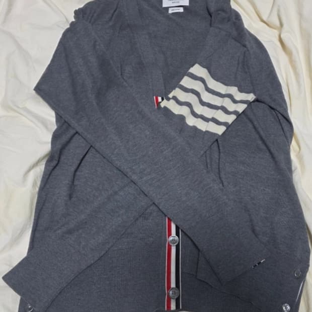 톰브라운 메리노울 가디건 4사이즈