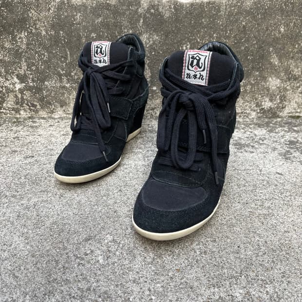 [39] ASH 스웨이드 웨지힐 스니커즈 (250)