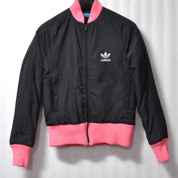 아디다스/여성패딩점퍼(사이즈44)