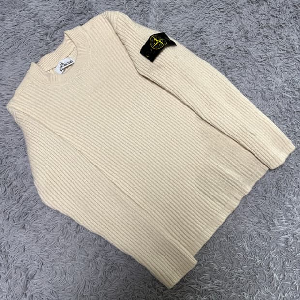 스톤아일랜드 울 니트 