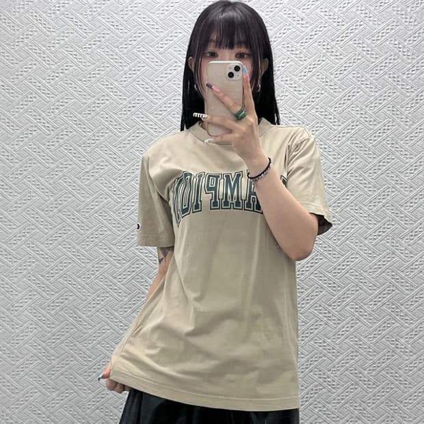 챔피온 올드스쿨 캐주얼 빈티지 오트밀 반팔티 M C13059