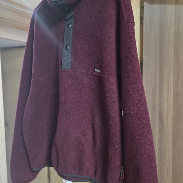 울리치 버건디 플리스