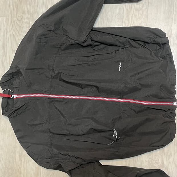 예스아이씨 바람막이 자켓