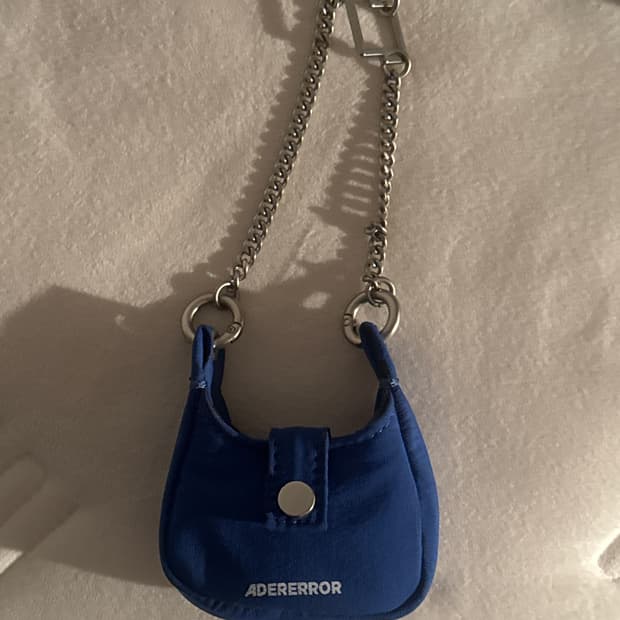 아더에러 에어팟 케이스