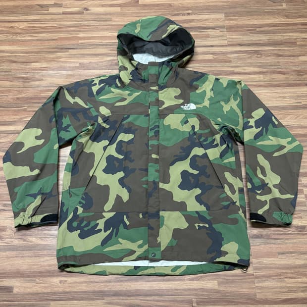 일본판 우드랜드 카모 노스페이스 골드윈 바람막이 윈드브레이커 자켓 l