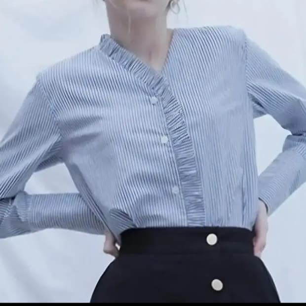 바이바이섭 프릴 블라우스