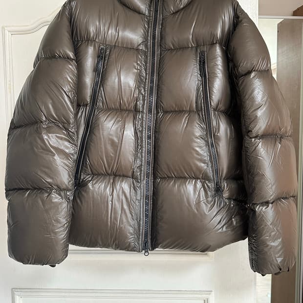 무탠다드(무신사) 다운 숏 패딩 디디쉘 느낌