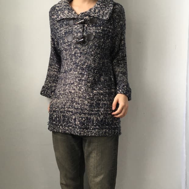 Duffle button point knit