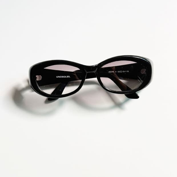 90s UNOSOLEIL 블랙 볼드 오벌 빈티지 선글라스