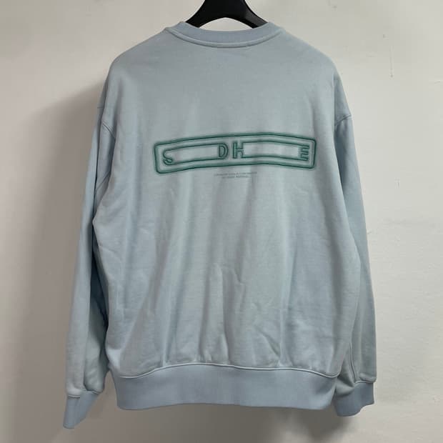 솔리드옴므 네온 백로고 맨투맨(on.339)