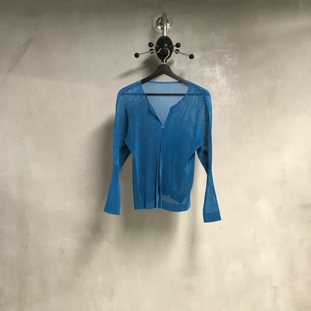 이세이 미야케 플리츠 플리즈 메쉬 가디건 -(W)