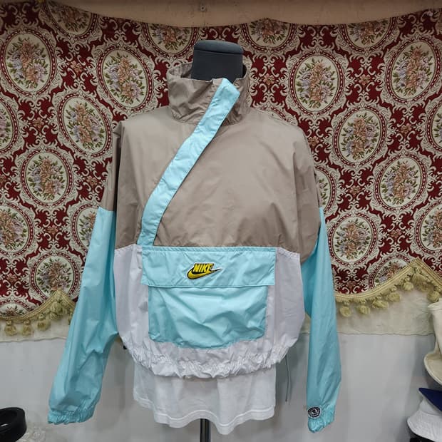 나이키 아이콘 클래쉬 우븐 아노락 자켓

