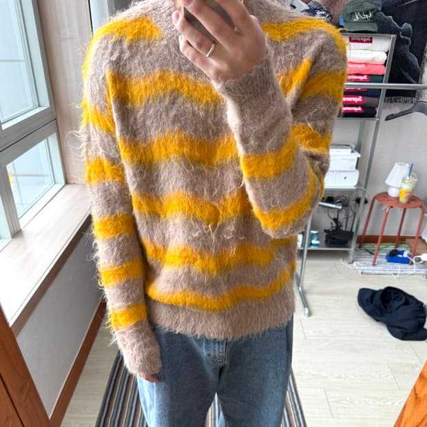 아크네 스튜디오 모헤어 퍼지 니트