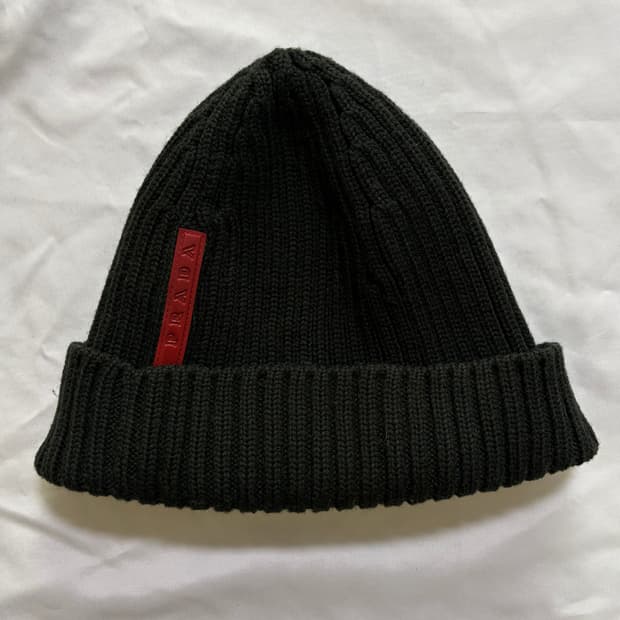 프라다 스포츠 비니