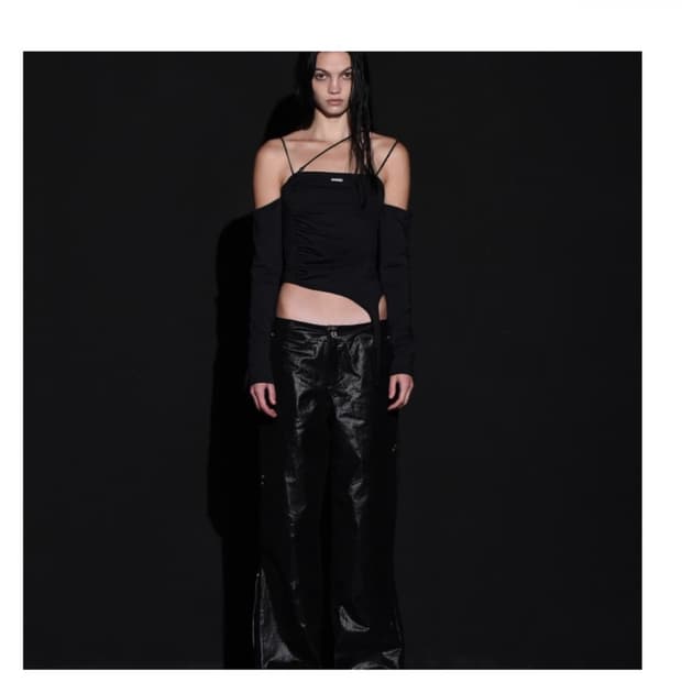 보헤미안서울 보헴서 오프숄더 커브드티 off shoulder bohems