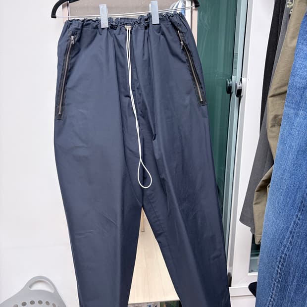 Camiel fortgens 심플팬츠 네이비 L사이즈