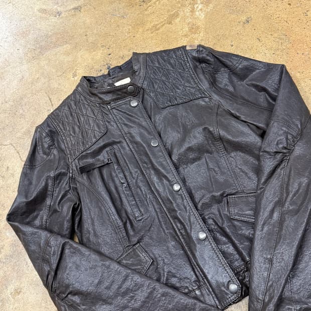 Thursday Island 브라운 가죽자켓