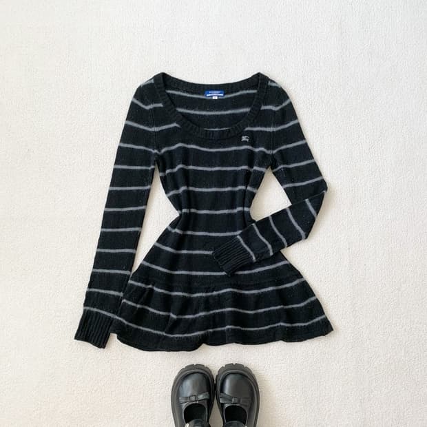 버버리 블랙 스트라이프 캐시미어 원피스
